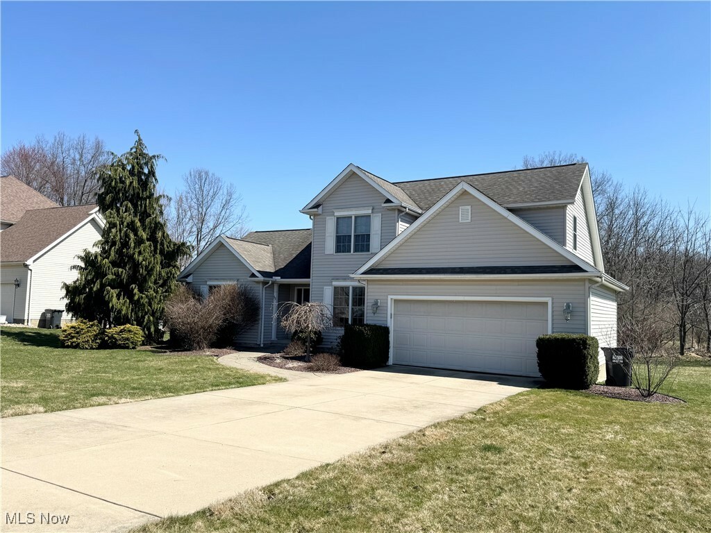 Property Photo: 33 Mallards Crossing OH 44406