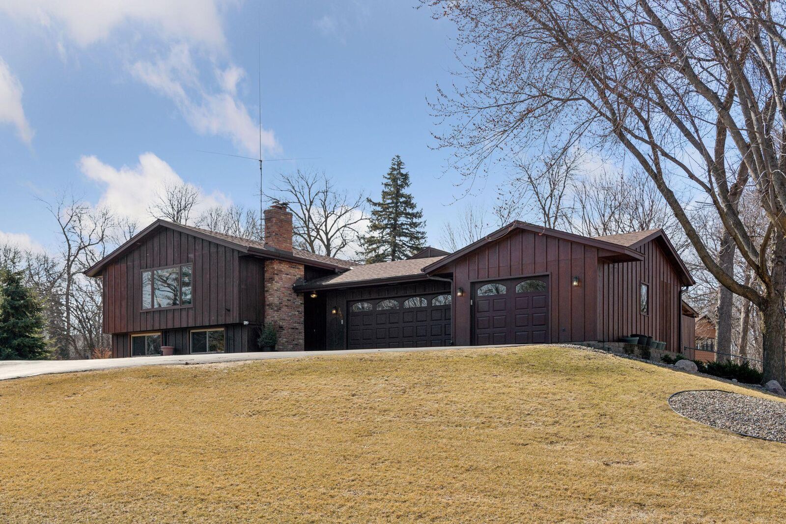Property Photo:  2641 Orchard Lane  MN 55331 