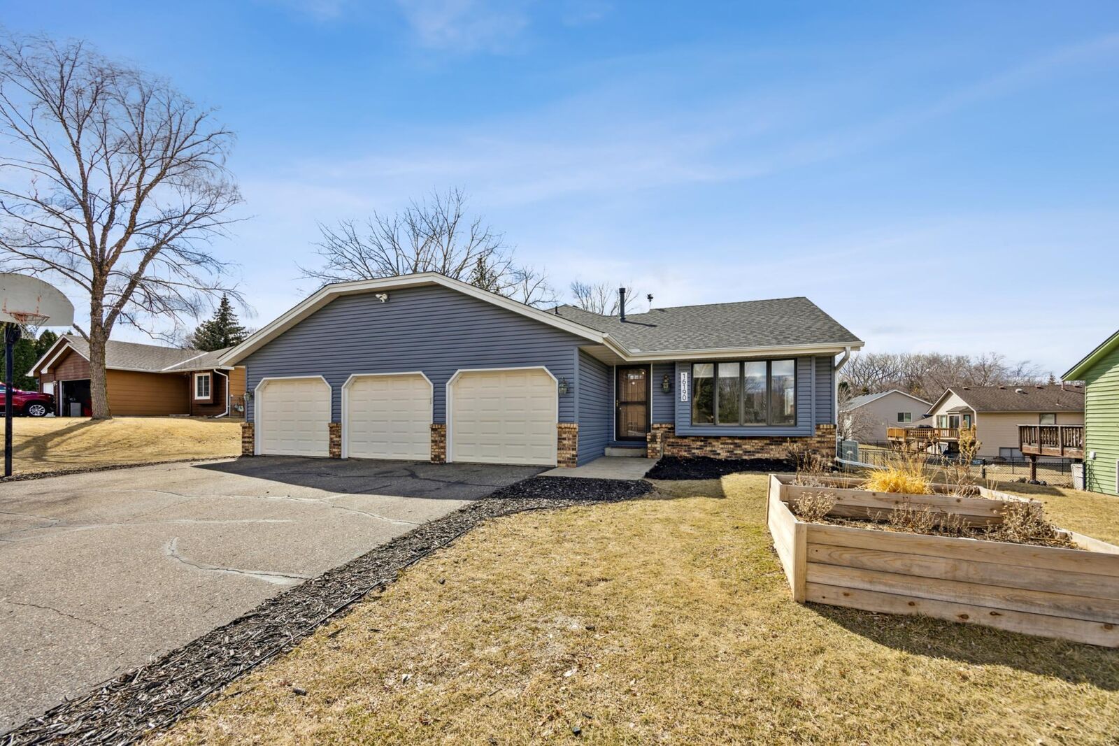 Property Photo: 16190 Inglewood Drive MN 55044