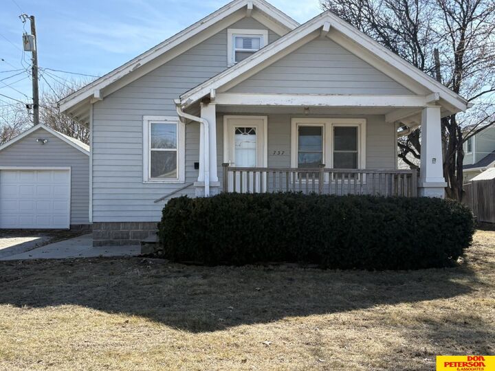 737 W 17th Street  Fremont NE 68025 photo