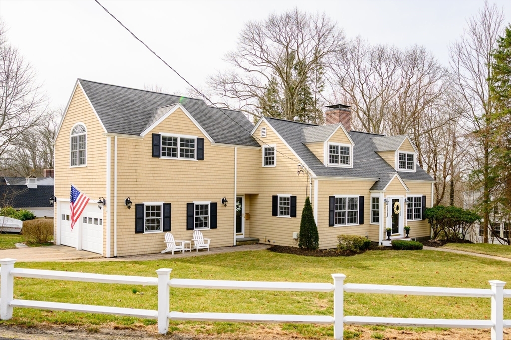 4 Bayberry Ln  Cohasset MA 02025 photo