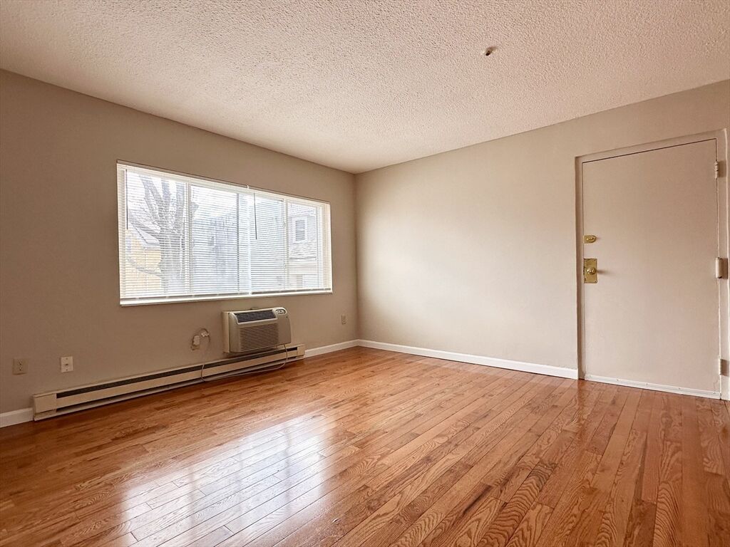Property Photo:  100 Quarry St 9  MA 02169 