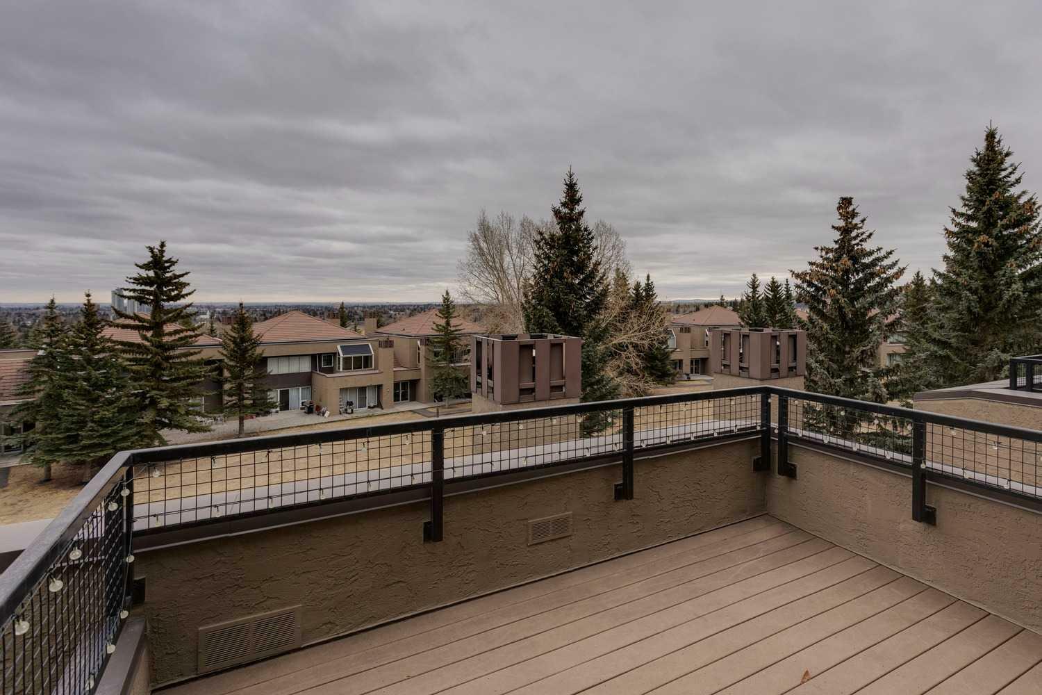 Property Photo: 114 Village Heights SW 10 AB T3H 2L2