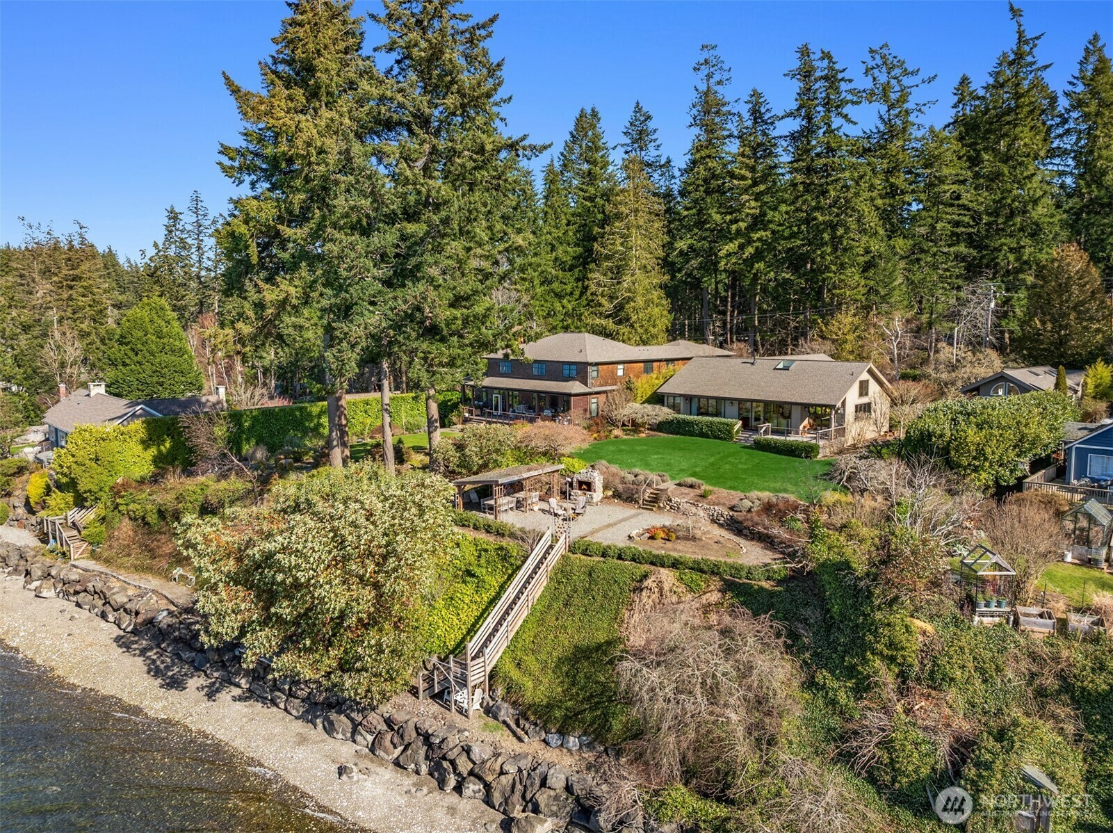 Property Photo: 8595 Hansen Road NE WA 98110