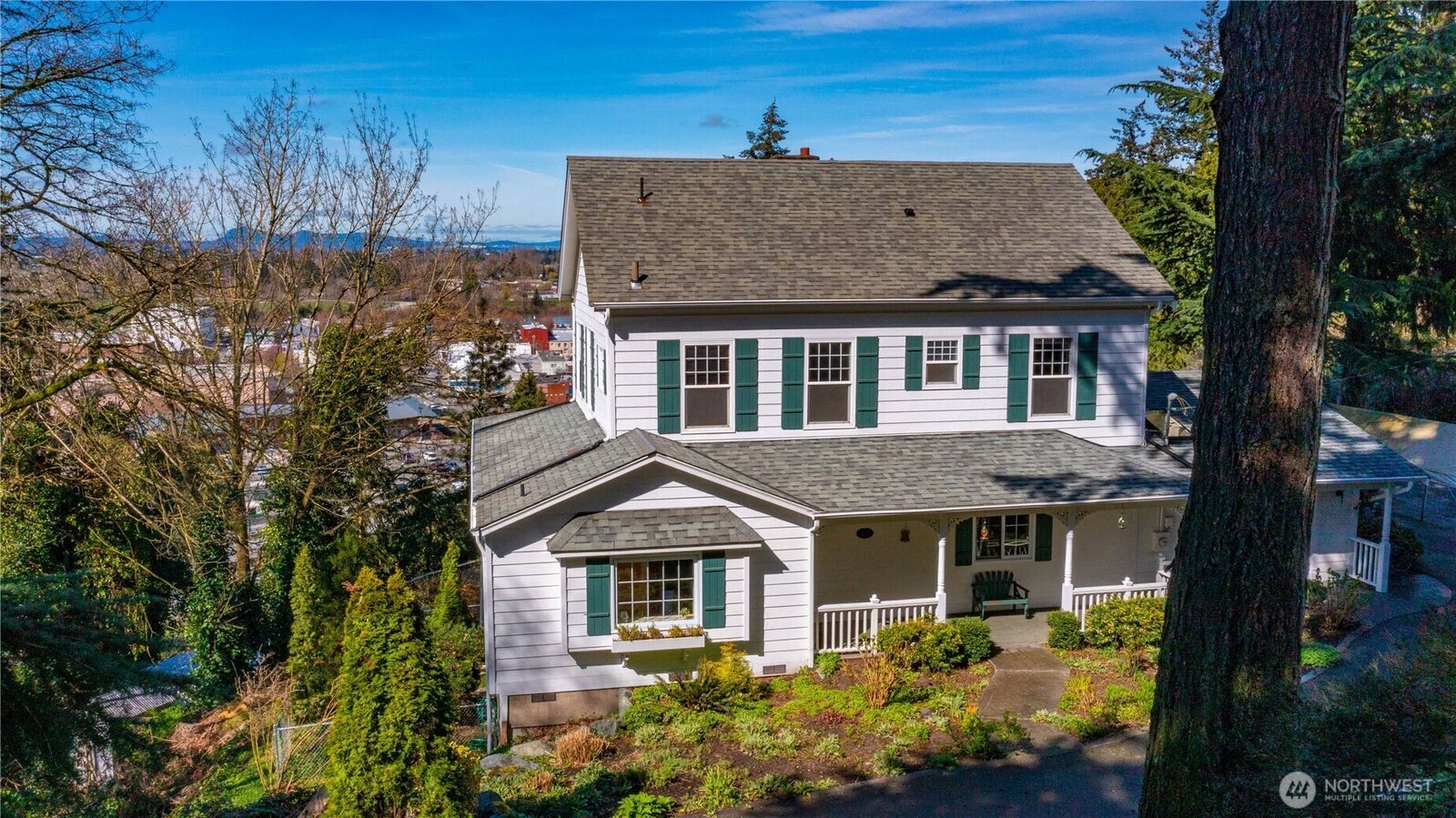 Property Photo: 405 S 7th WA 98274