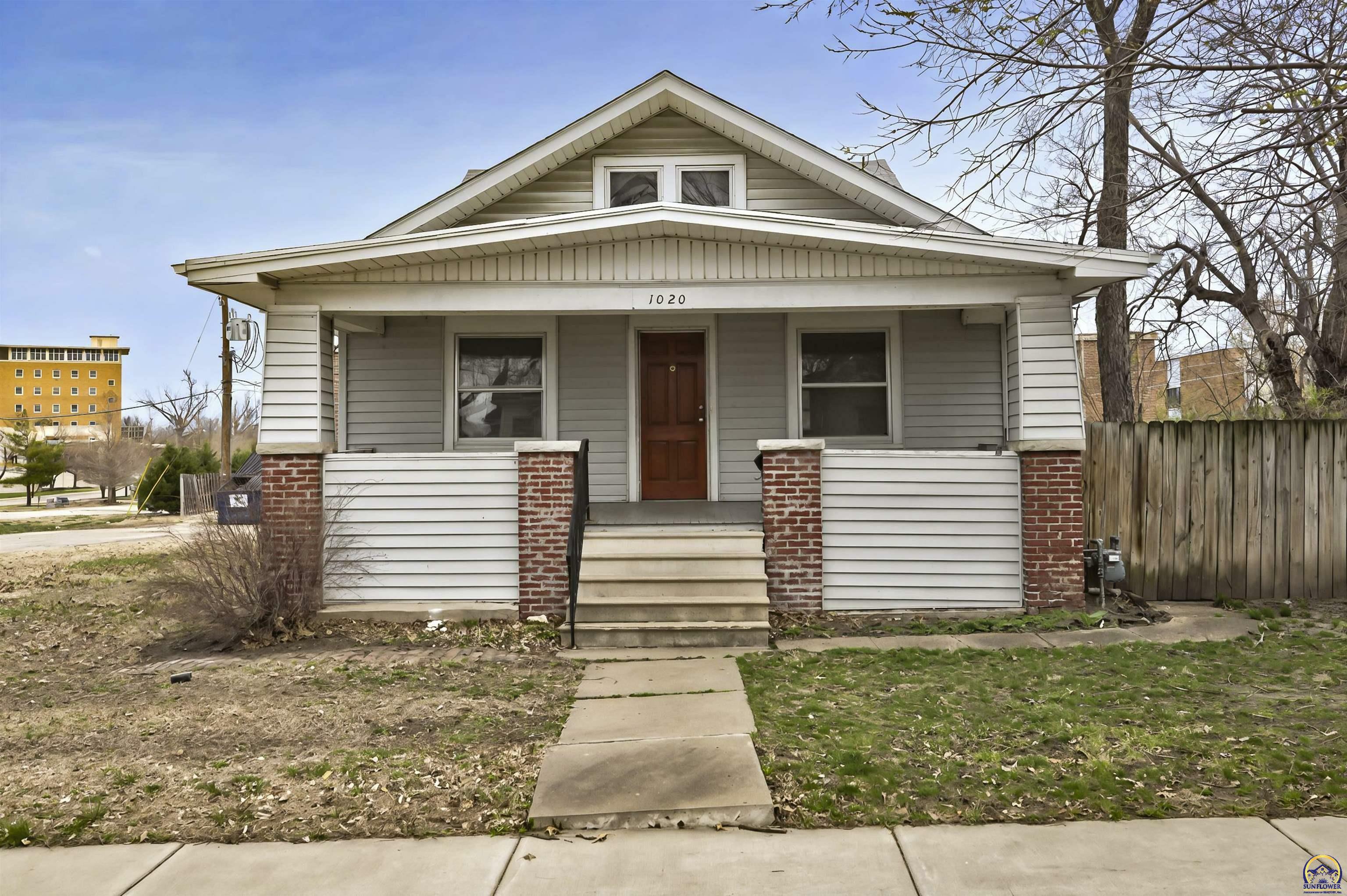 Property Photo: 1020 SW Mulvane St KS 66604