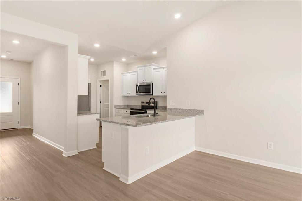 Property Photo: 112 Courtland Drive NC 27021