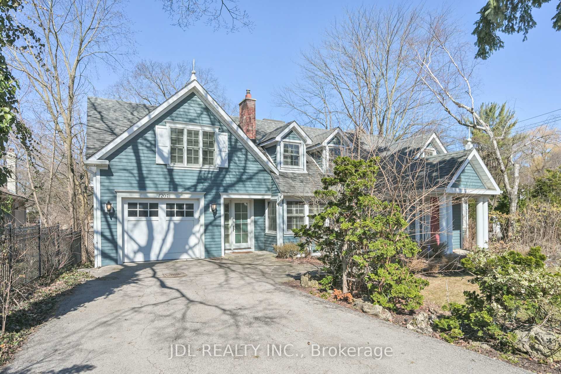 Property Photo: 1207 Linbrook Road ON L6J 2L5