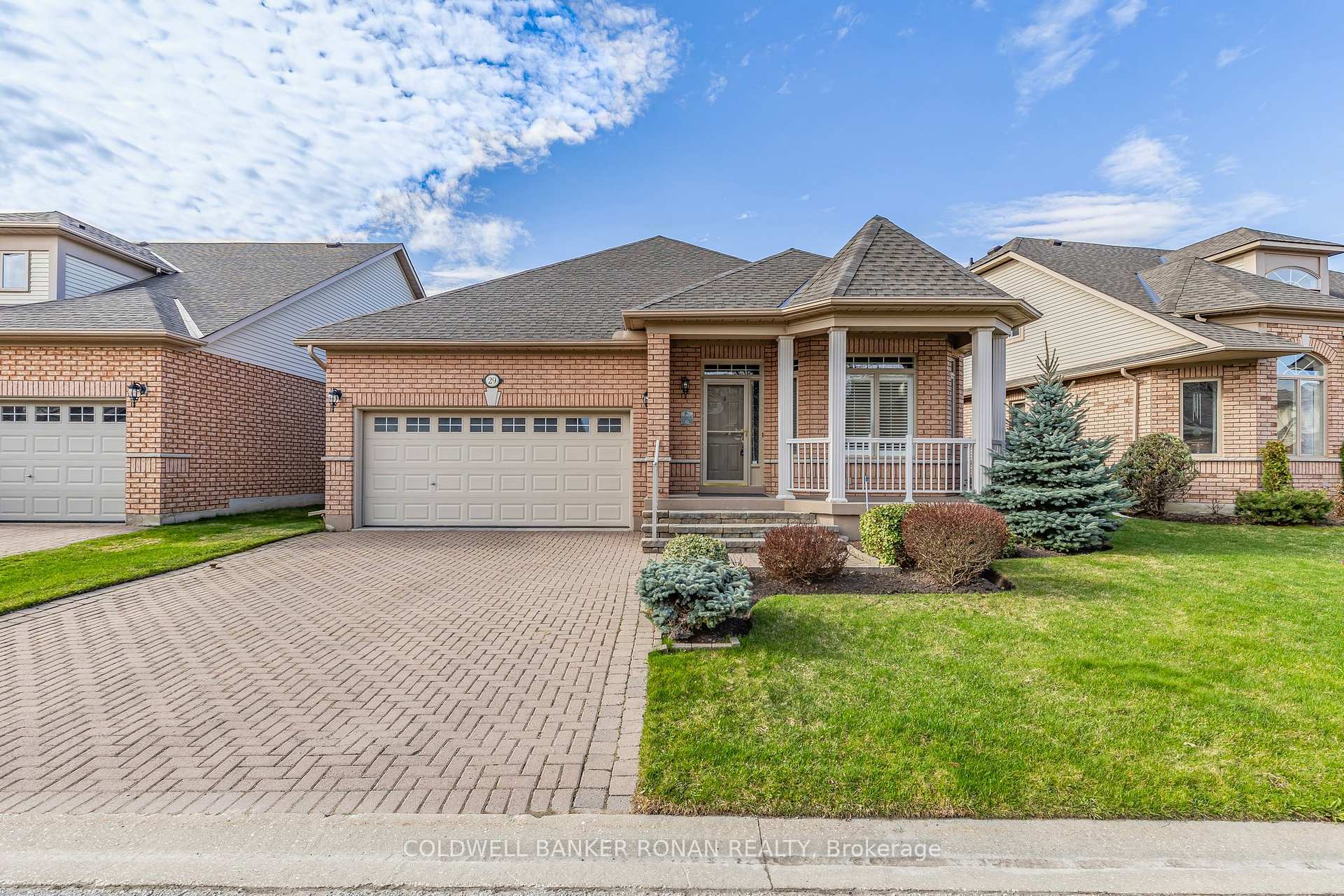 Property Photo: 29 Briar Gate Way ON L9R 2A7