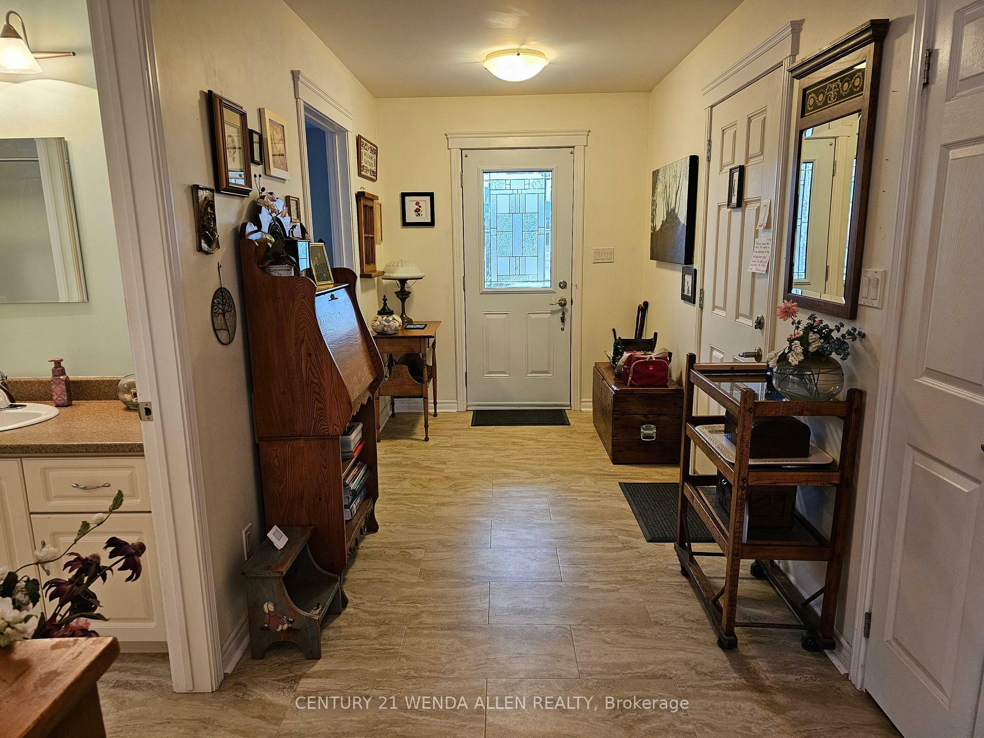 Property Photo: 517 Stornoway Street 84 ON N2Z 0A4
