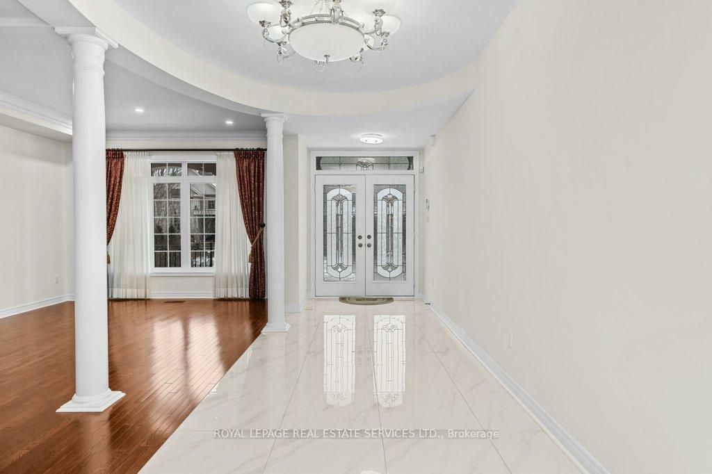 Property Photo: 1387 Ferncrest Road ON L6H 7W2