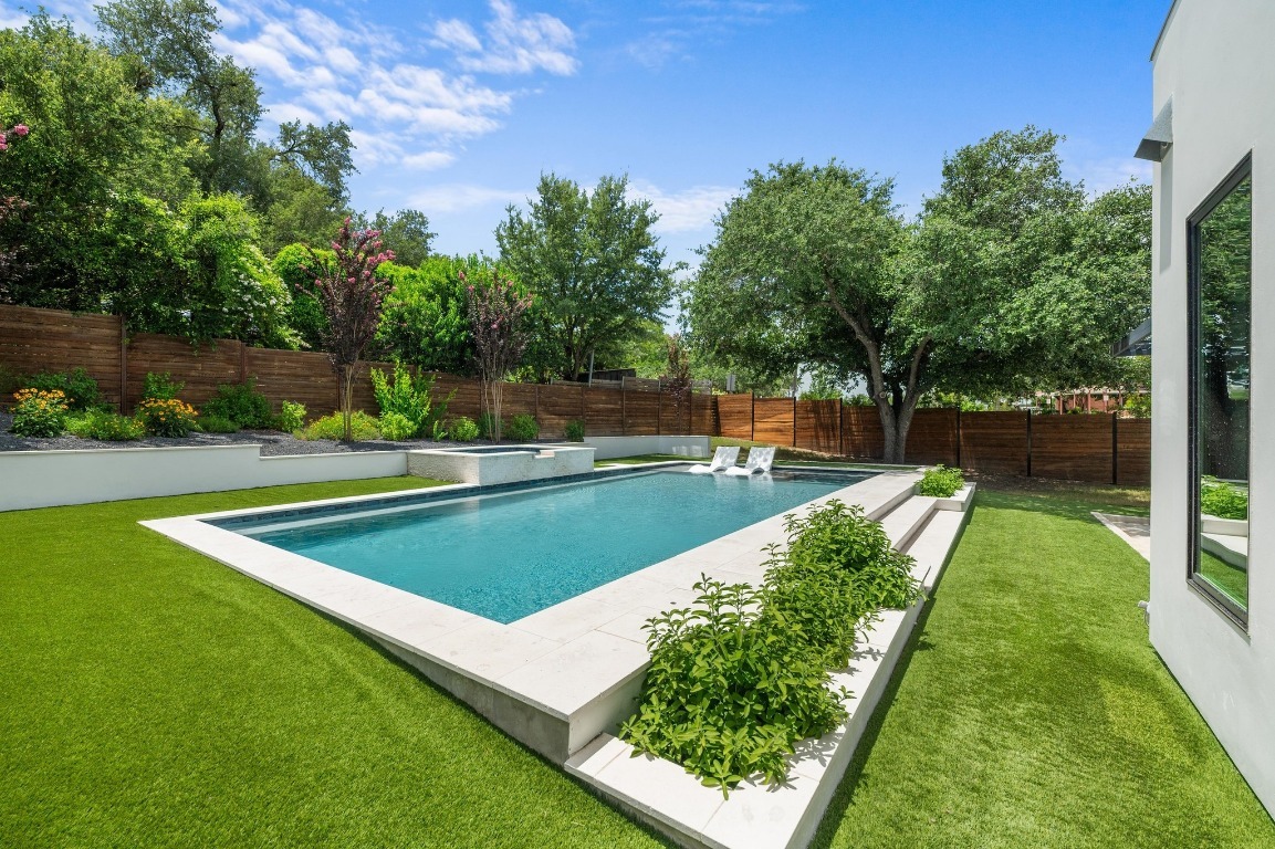 Property Photo: 2109 Barton Hills Drive TX 78704