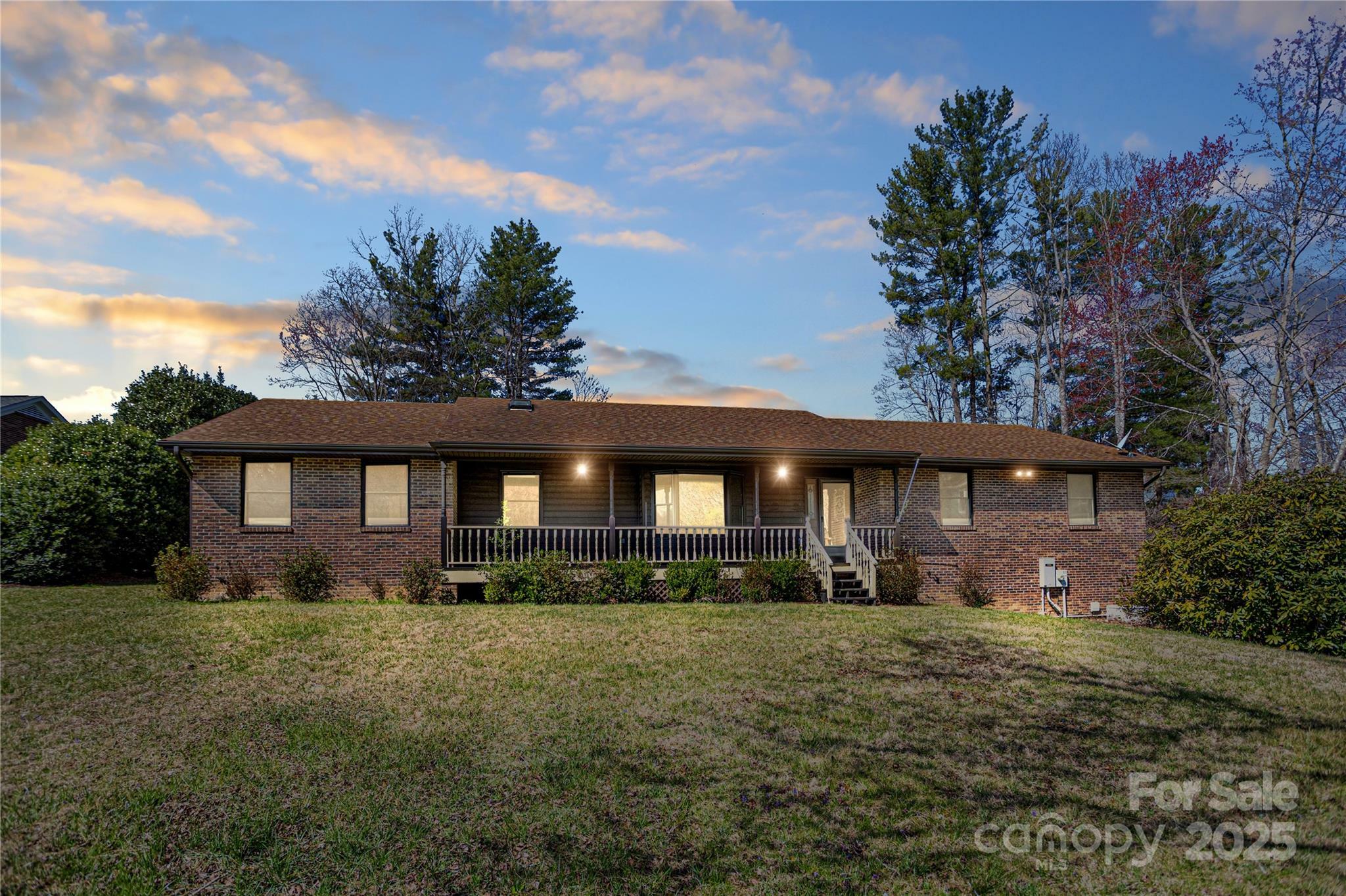 Property Photo: 35 Tree Top Drive NC 28704