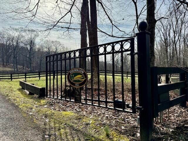 Property Photo:  3945 Headleys Mill SW Road  OH 43062 