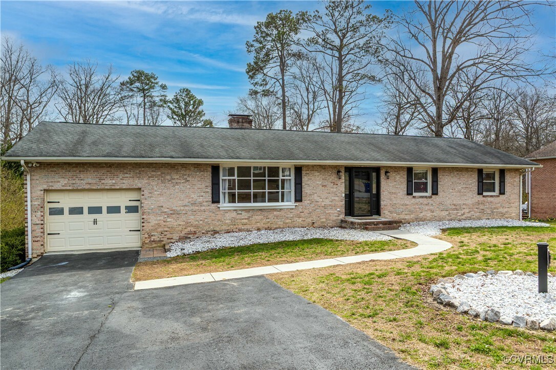 Property Photo: 5509 Jamson Road VA 23234