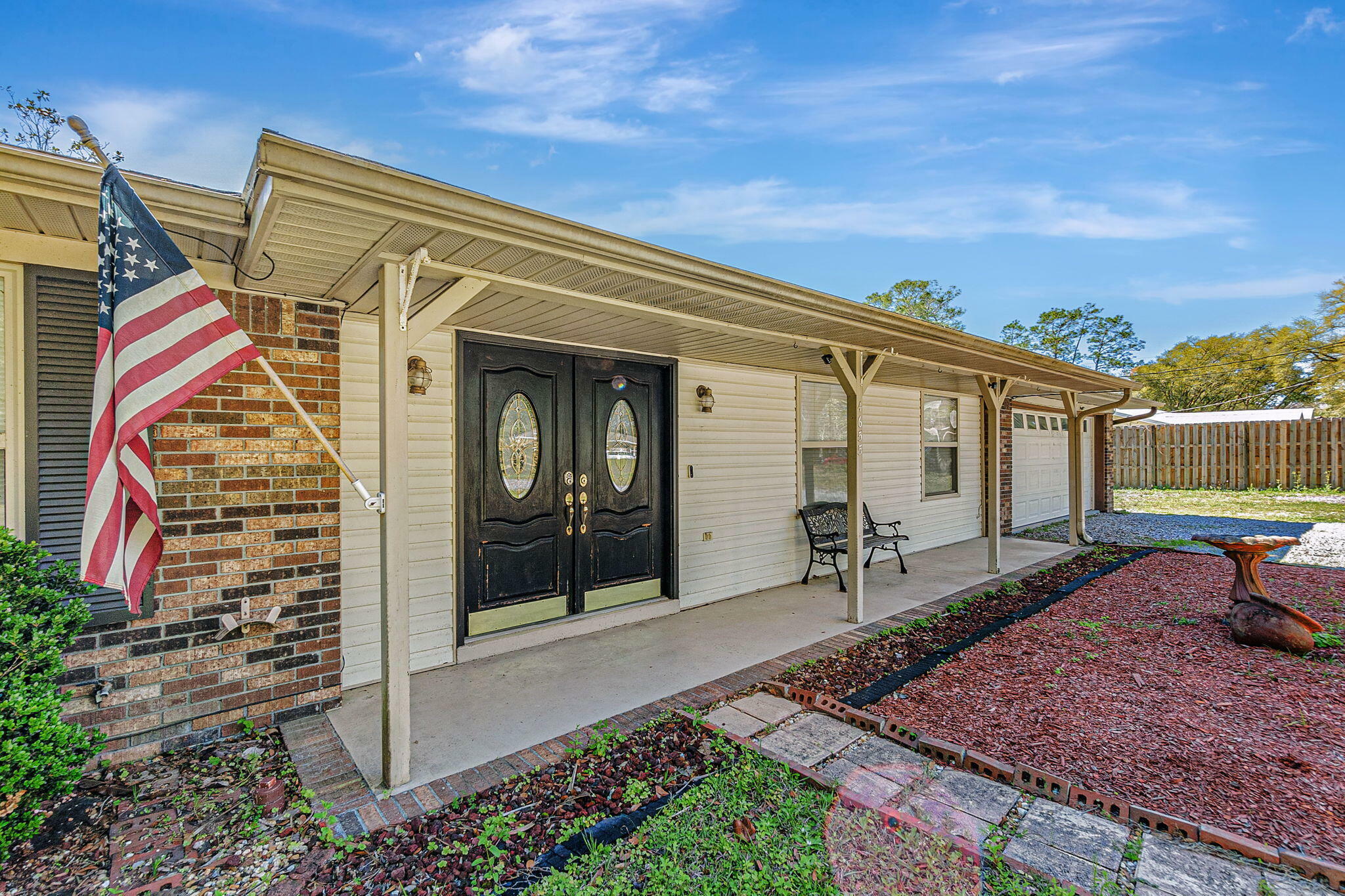 Property Photo: 4655 Meadow Lake Drive FL 32539