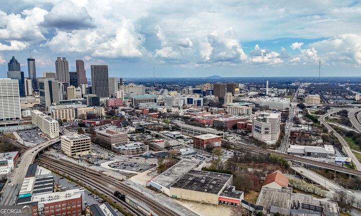 Property Photo:  761 Formwalt Street SW  GA 30315 