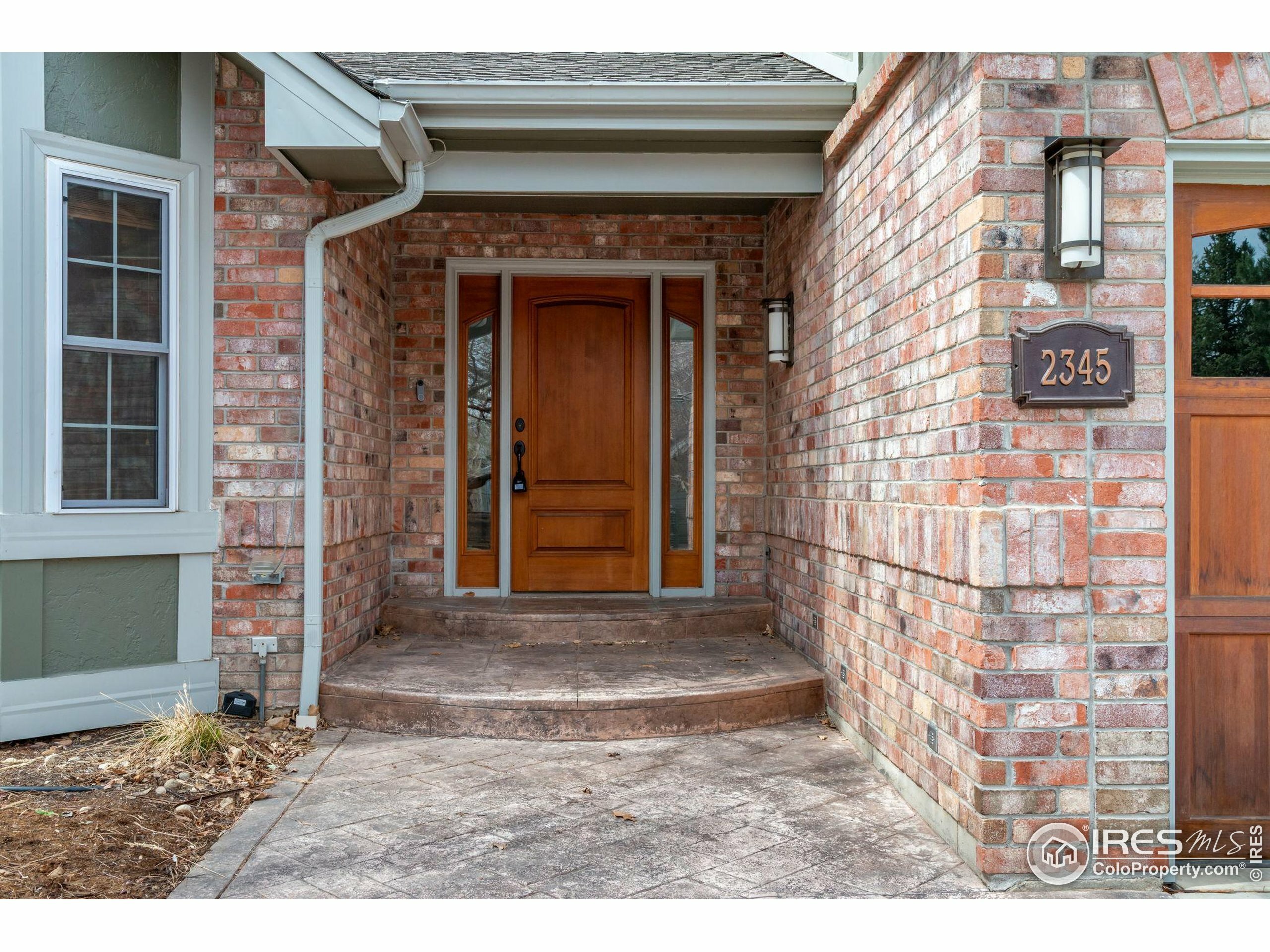 Property Photo: 2345 Spotswood Pl CO 80304