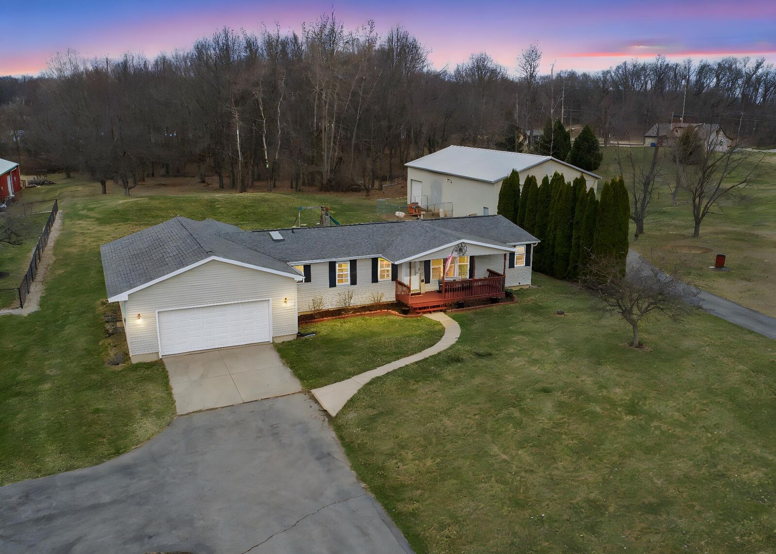 Property Photo: 2867 N State Rd 827 IN 46703