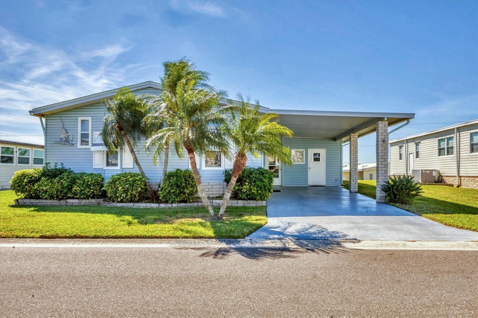 Property Photo: 4403 13th Street E FL 34222