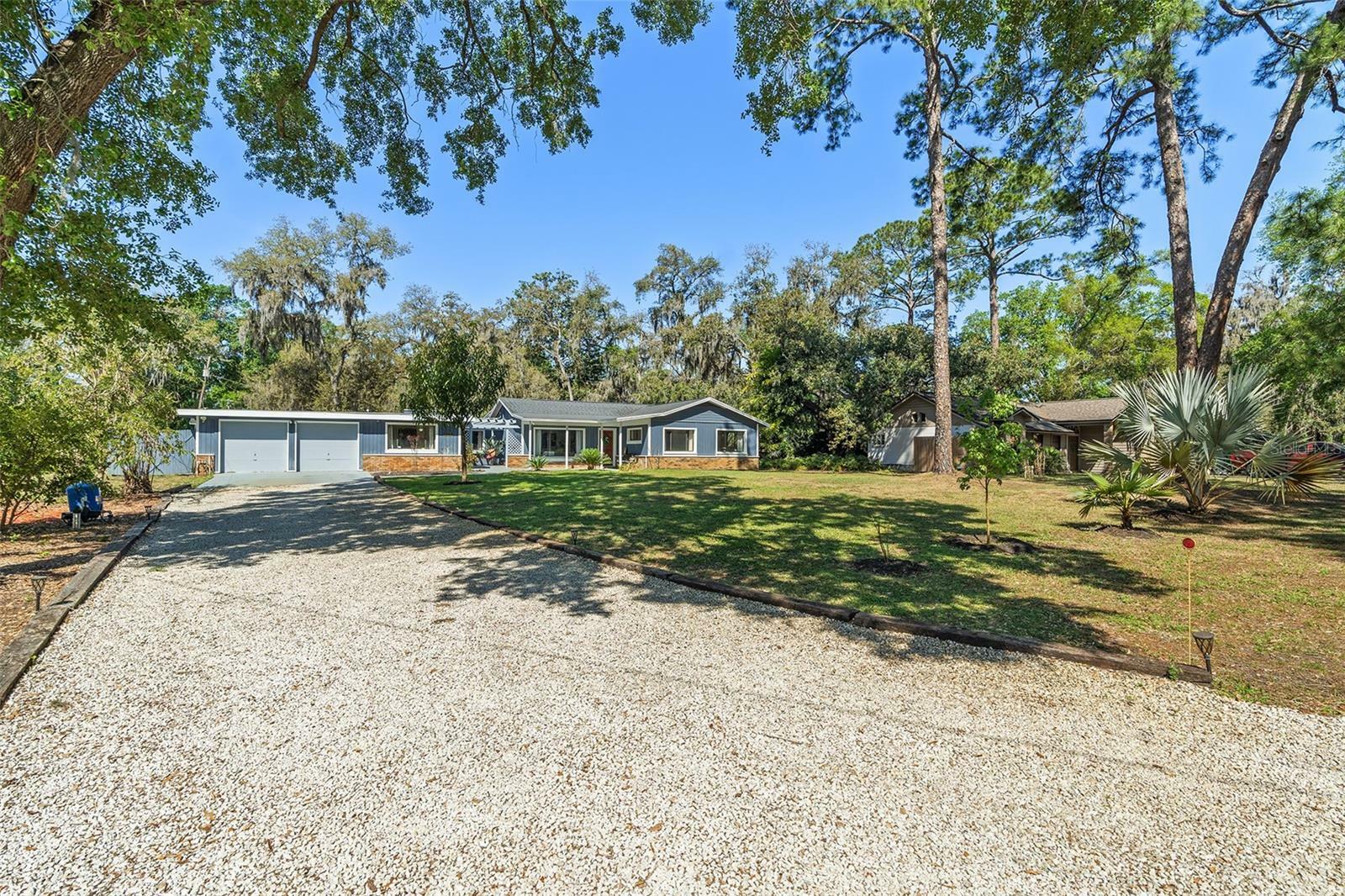Property Photo: 112 E Crystal View FL 32773