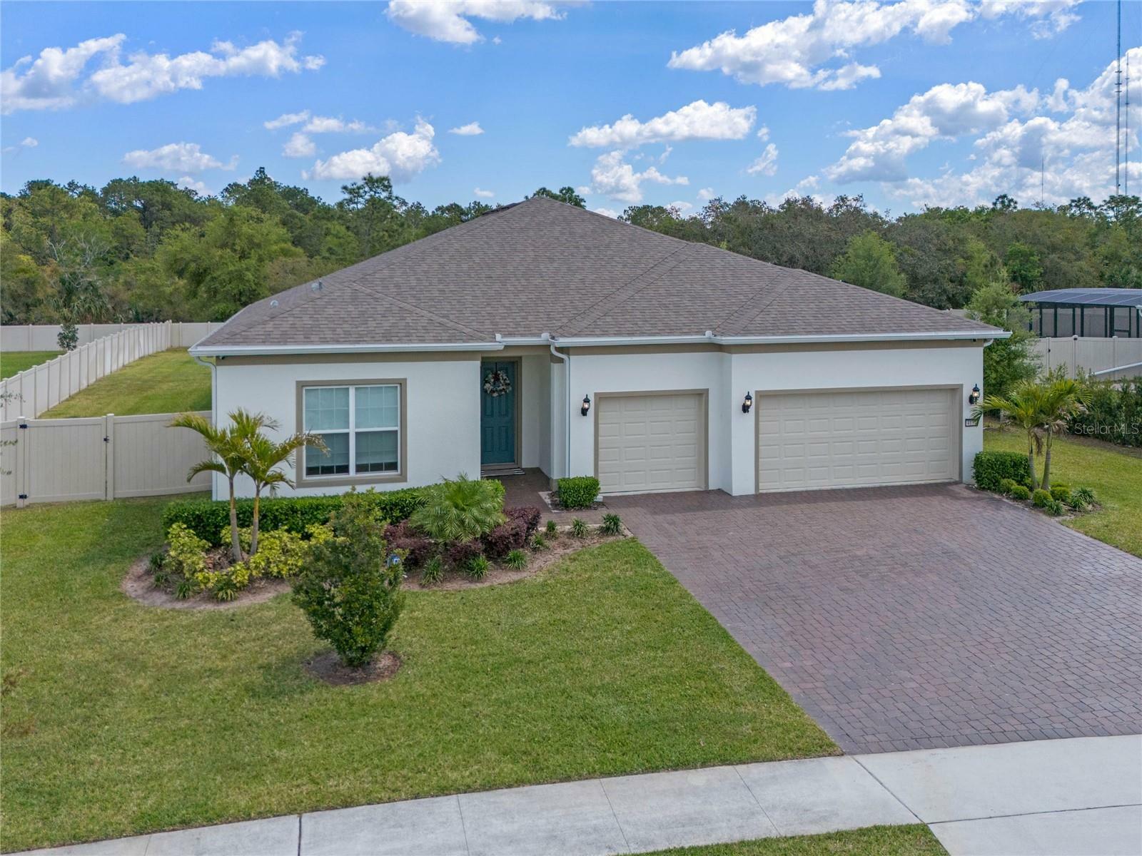 Property Photo: 4131 Sunset Preserve Boulevard FL 32820