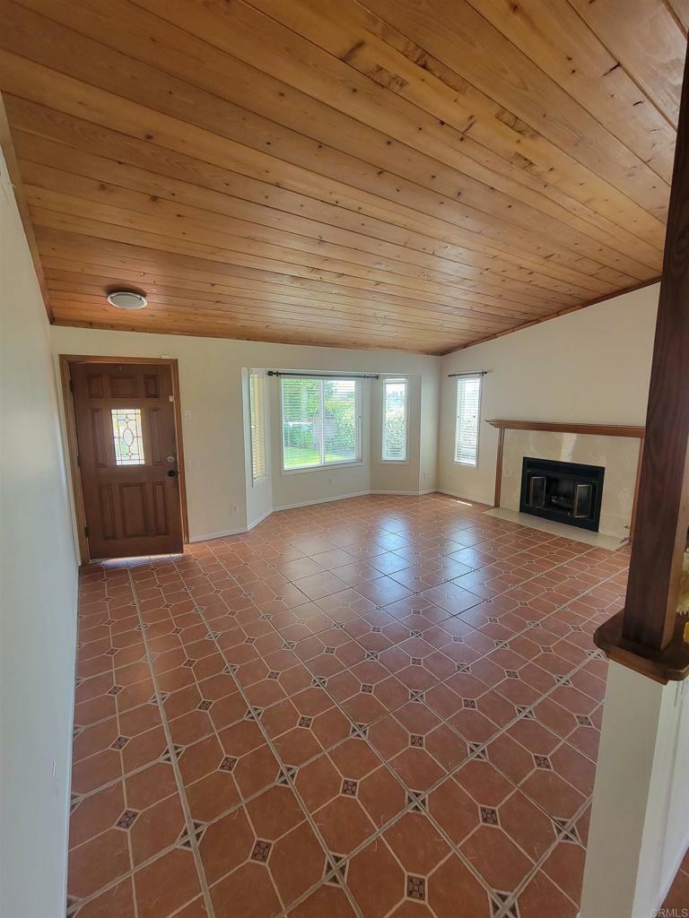 Property Photo: 950 E Elder Street CA 92028
