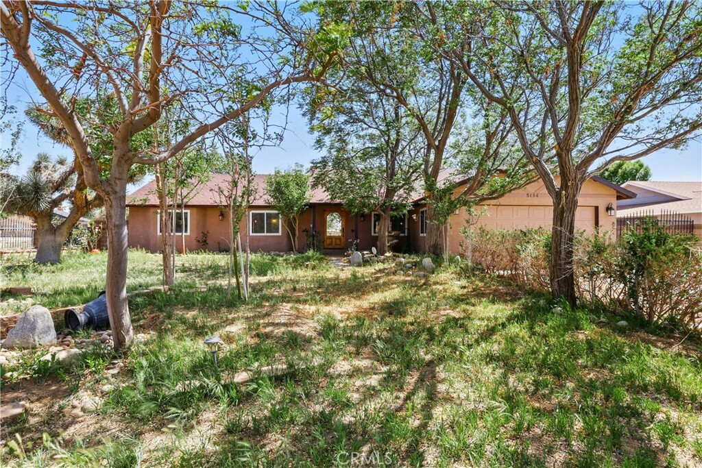 Property Photo:  5134 W Avenue K10  CA 93536 