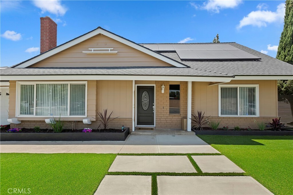 Property Photo: 211 E Lurelane Street CA 92376