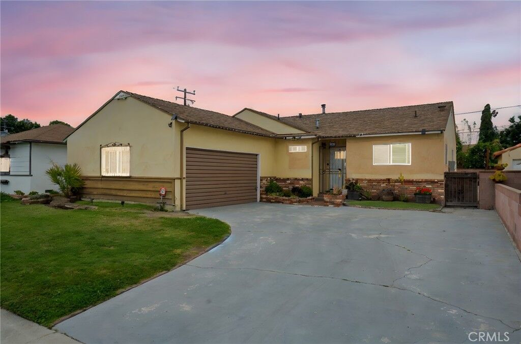 Property Photo:  11633 Imperial Hwy  CA 90650 