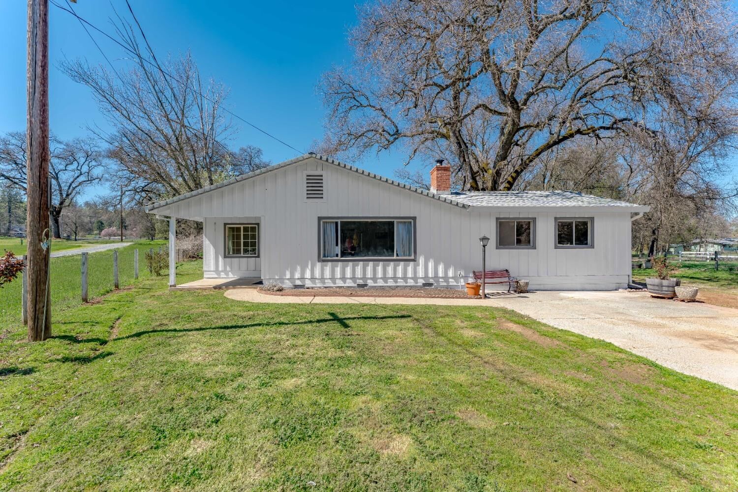Property Photo: 10490 Horton Street CA 95946