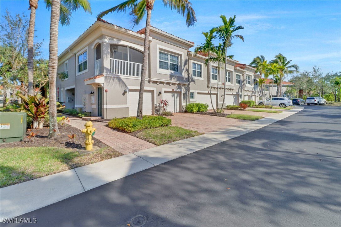 Property Photo:  8521 Violeta Street 101  FL 34135 