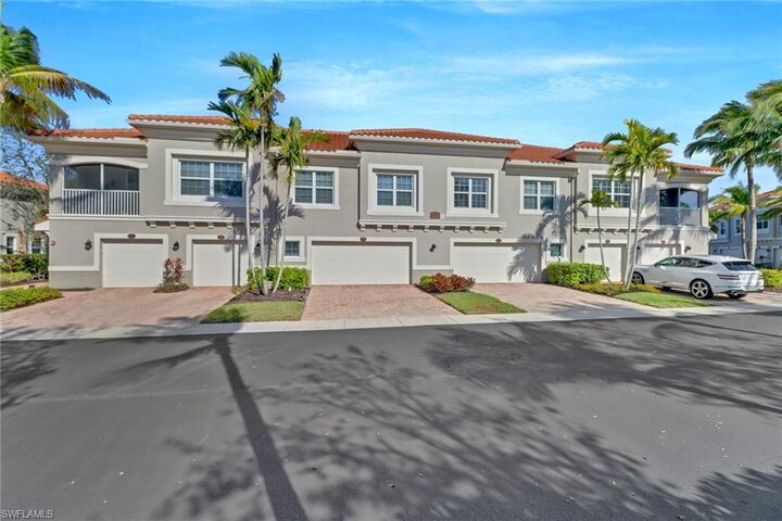 Property Photo:  8521 Violeta St 101  FL 34135 