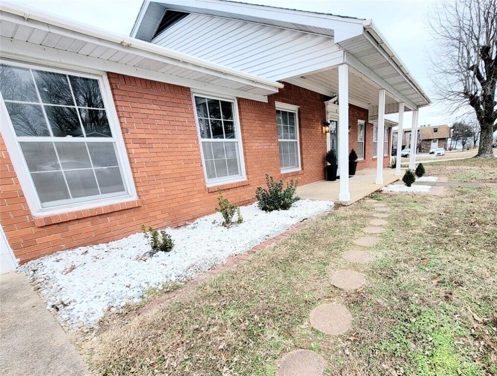 Property Photo: 9 Grandview Avenue AR 72601
