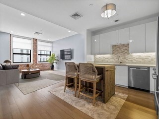 Property Photo: 121-127 Portland St 304 MA 02114