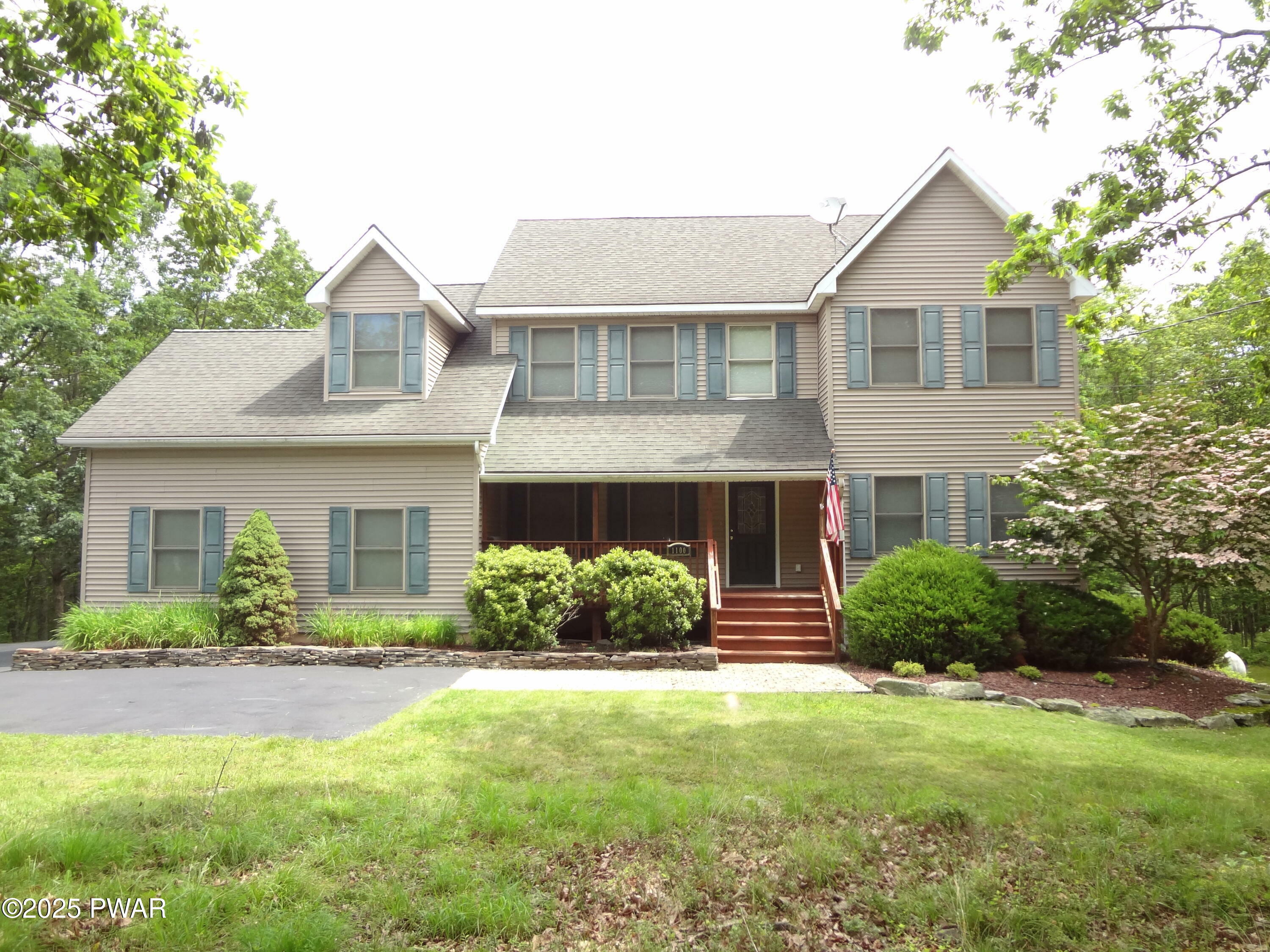 1100 Dewberry Drive  Hawley PA 18428 photo