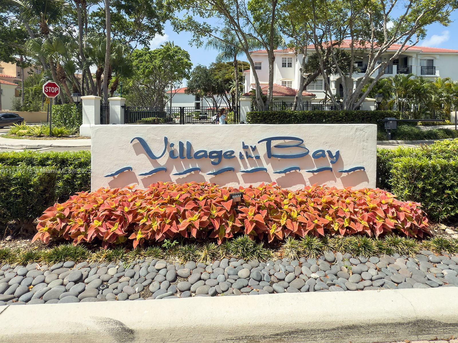 Property Photo: 3145 NE 184th St 5204 FL 33160