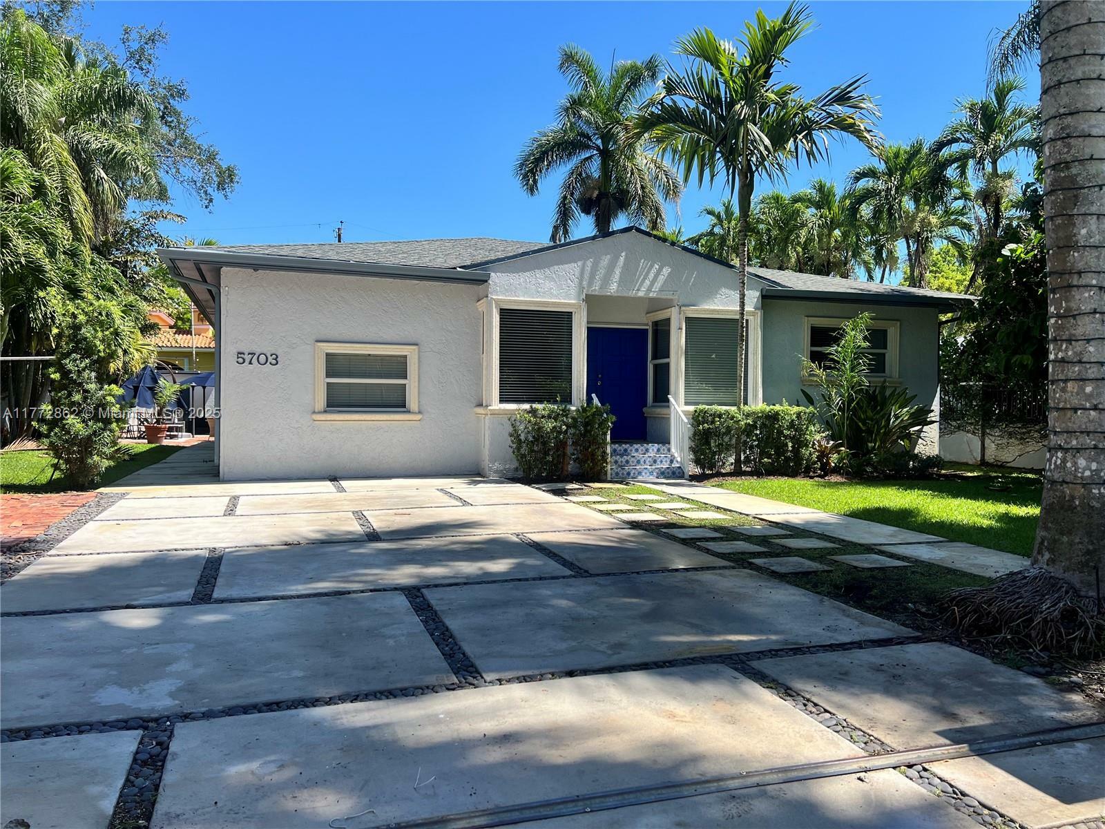 5703 SW 83rd St  South Miami FL 33143 photo