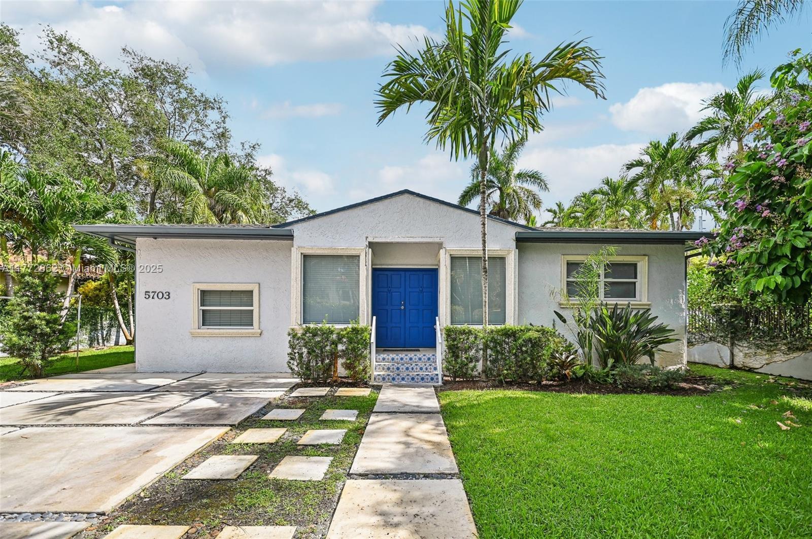 Property Photo: 5703 SW 83rd St FL 33143