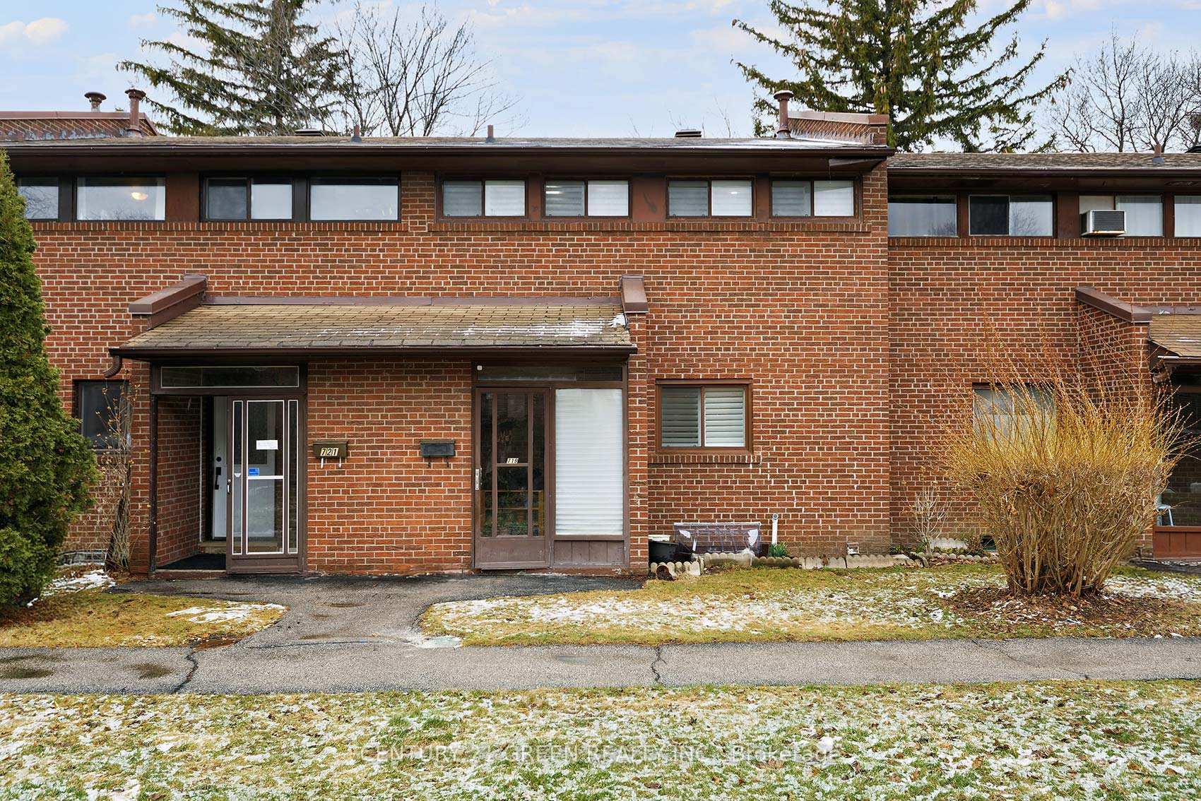 719 Military Trail  Toronto ON M1E 4P6 photo