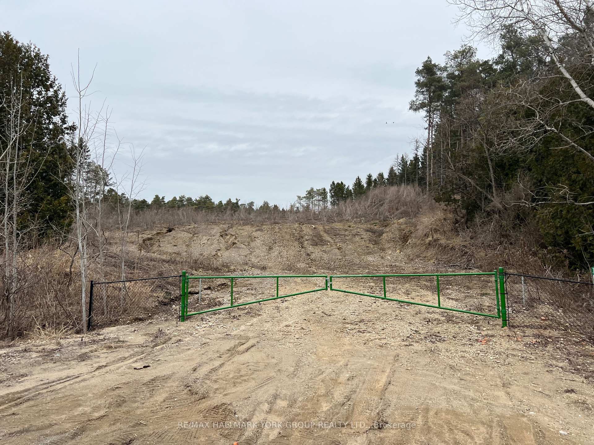 Property Photo:  16631 Mount Hope Road  ON L7E 4A7 