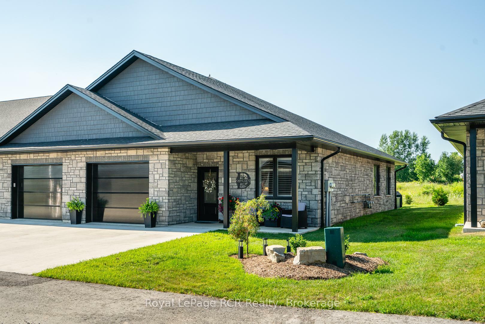 Property Photo: 10 Palmer Marie Lane ON N0G 1L0