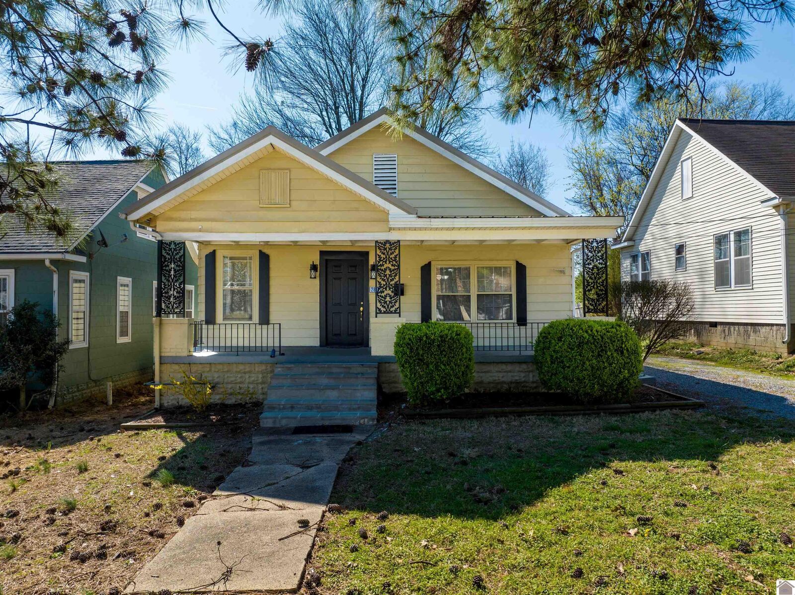 Property Photo:  2814 Clark St  KY 42001 