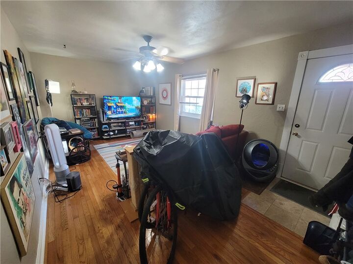 Property Photo:  121 S 12th St  PA 15203 