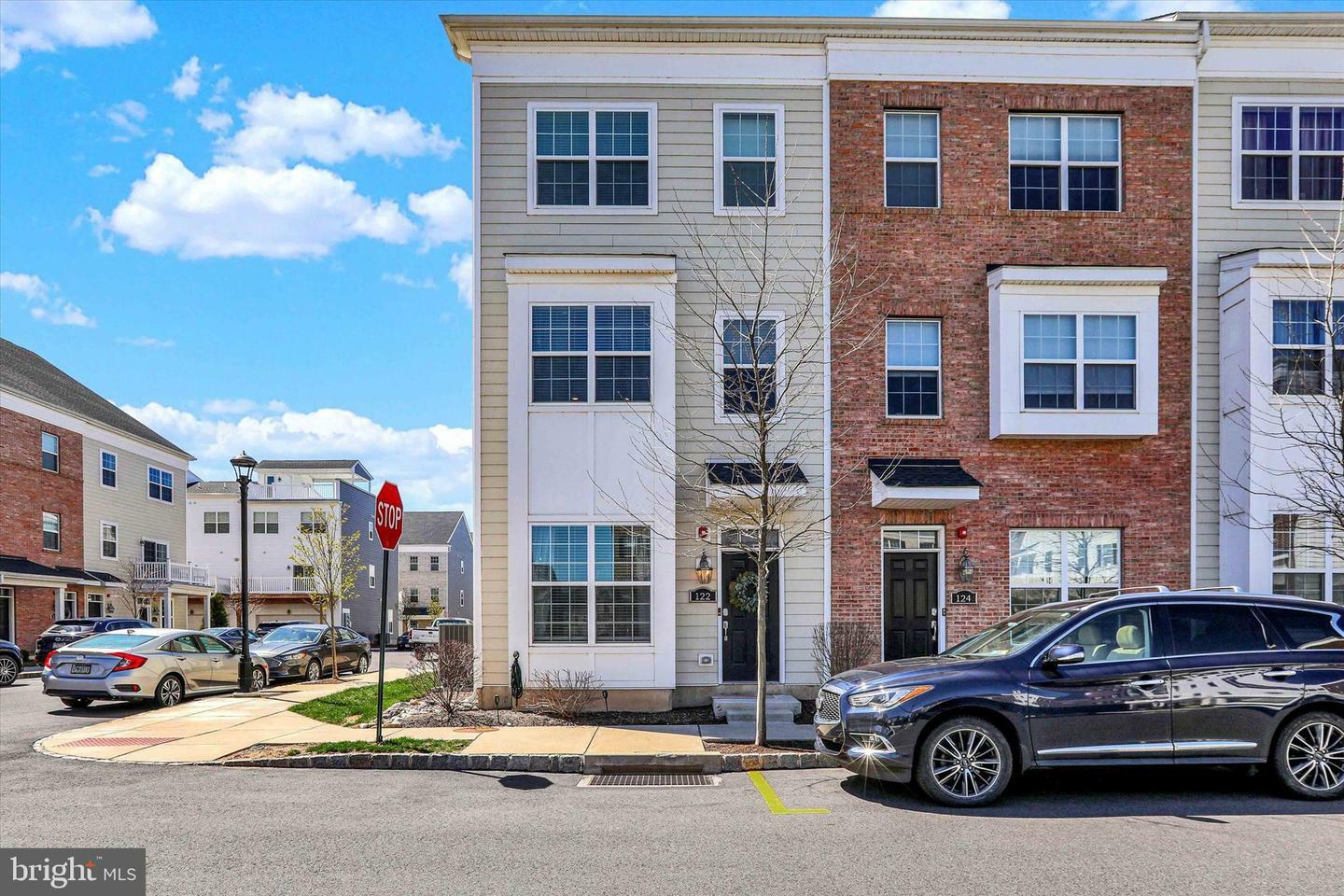 Property Photo: 122 Easton Street PA 19020