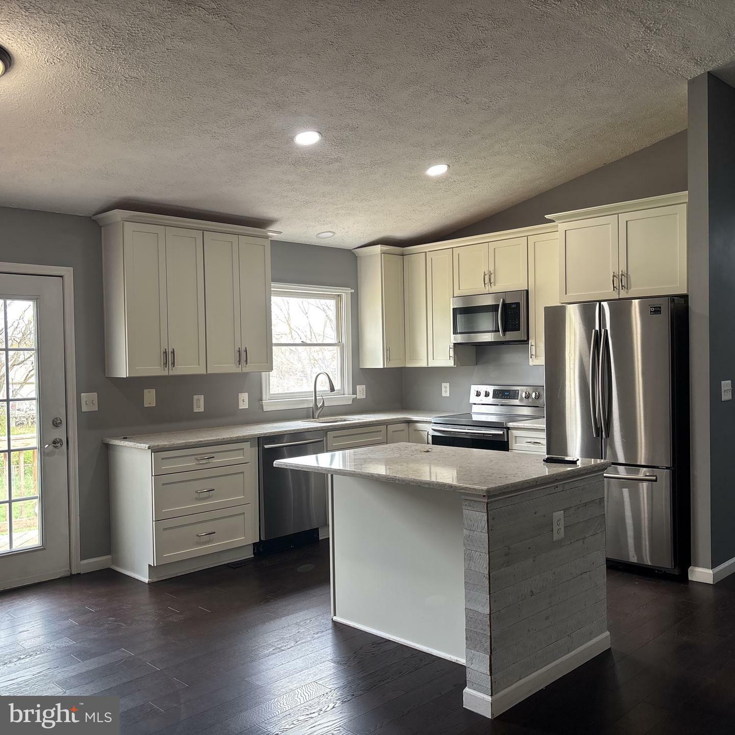 Property Photo: 10915 Rugby Drive VA 22712