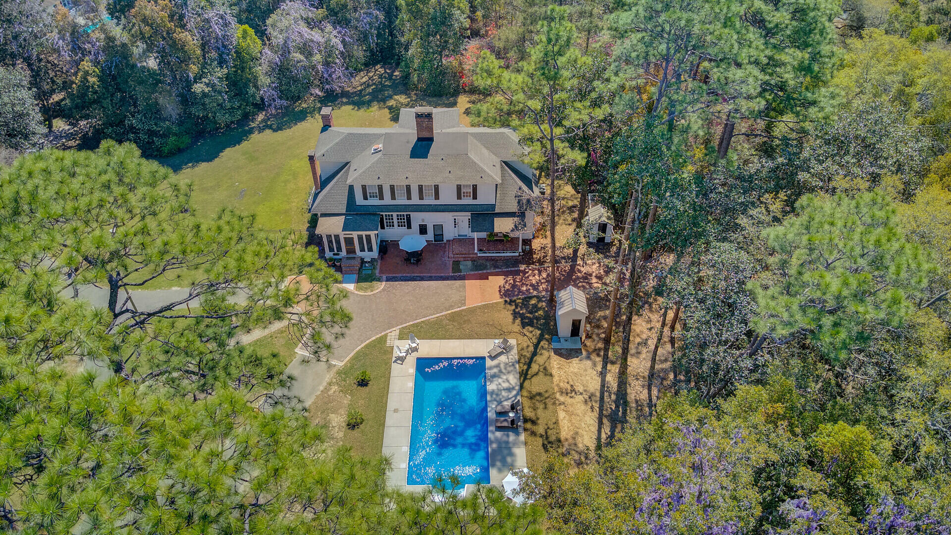 Property Photo: 1300 S Main Street SC 29483