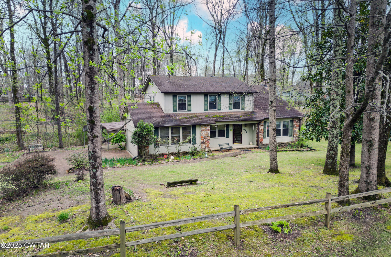 Property Photo: 124 Moorewood Drive TN 38305