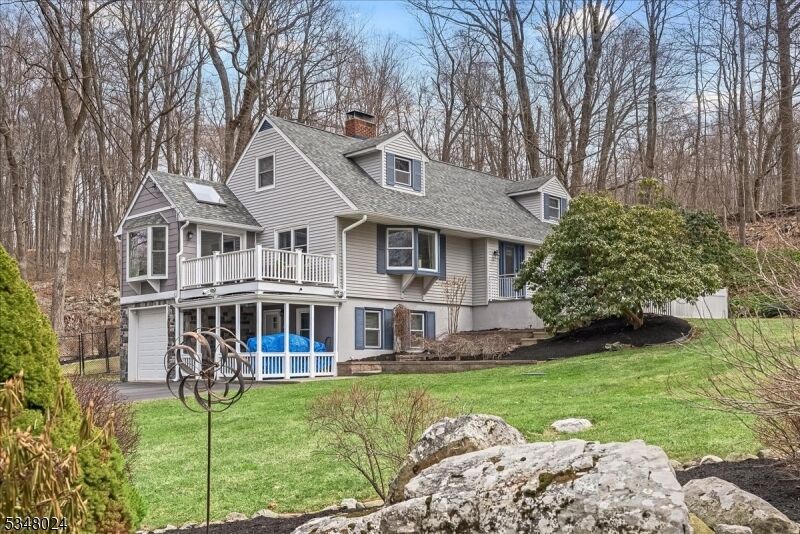 Property Photo:  1 Rogers Ln  NJ 07871 