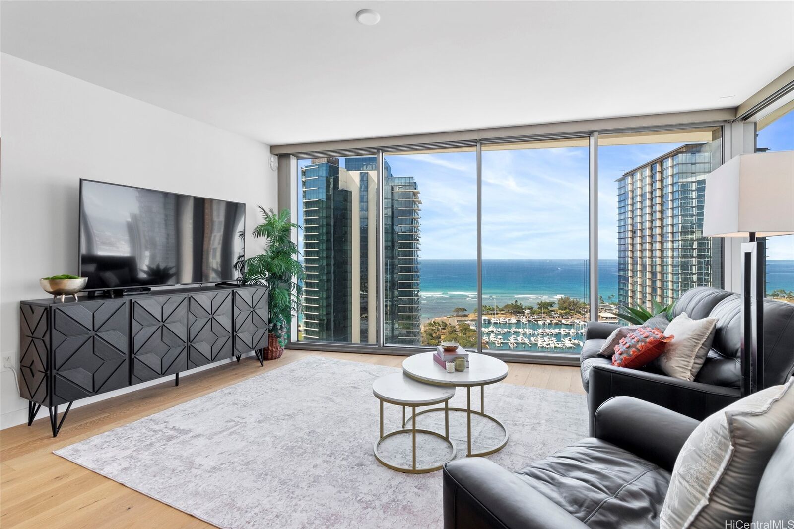 Property Photo:  1001 Queen Street 2801  HI 96814 